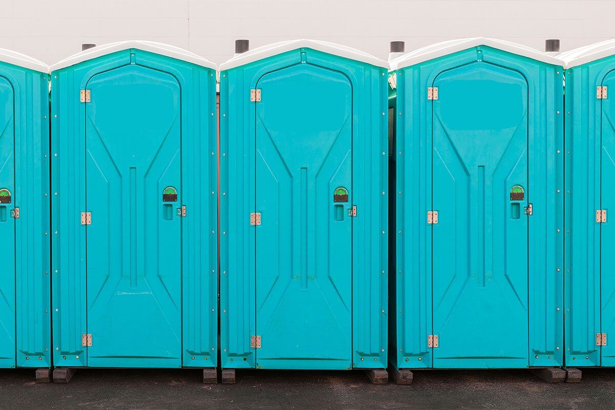 Industrial portable restroom units at a plant in Cape Girardeau, Missouri